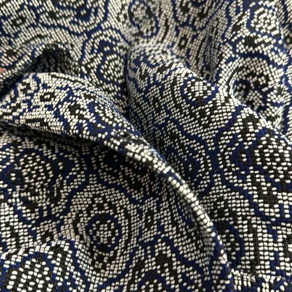 Women’s Banana Republic blazer blue white size 6tall.        Bx12 - Picture 6 of 6